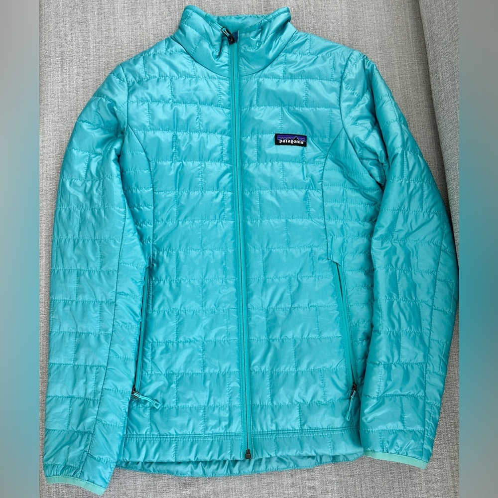 Patagonia Nano Puff Jacket Women’s Size XS in color Iggy Blue